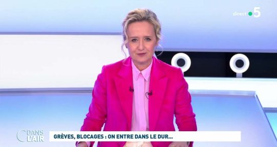 C dans l’air : Caroline Roux s’affole en direct, elle chute sur France 5
