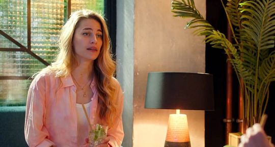Demain nous appartient : des scènes intimes compliquées pour Solène Hébert (Victoire) et Roby Schinasi (Fred) sur TF1