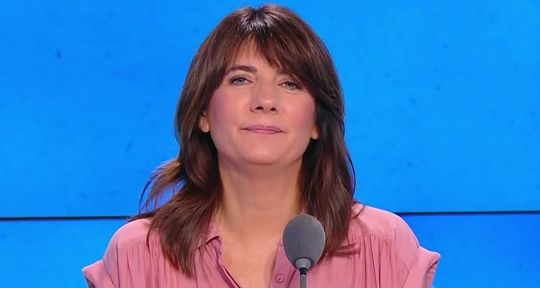 “Taisez-vous ! Je suis épuisée !” Estelle Denis se lâche totalement sur RMC 