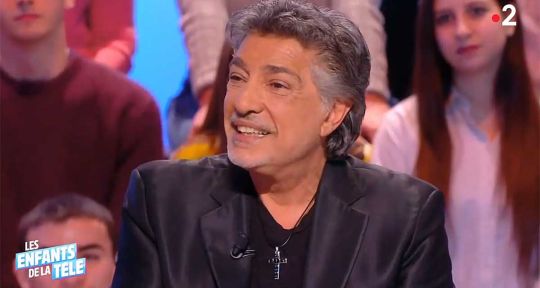Frédéric François : « Je ne suis pas devenu has been », la star de « Mon cœur te dit je t’aime » invitée des Enfants de la Télé 