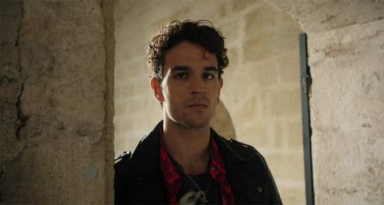 Ici tout commence (spoiler) : Greg attaque violemment Eliott, une rupture avant son départ sur TF1