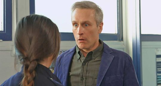 Les mystères de l’amour (spoiler) : Guéant sous le choc, Mélodie l’embrasse ! 