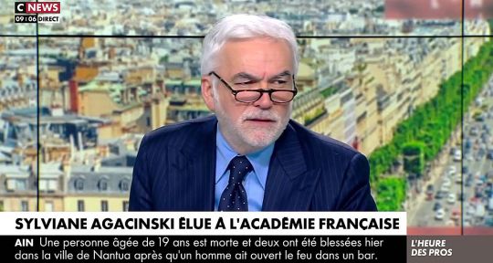L’heure des Pros : Pascal Praud annonce un départ sur CNews, Elisabeth Lévy accusée en direct 