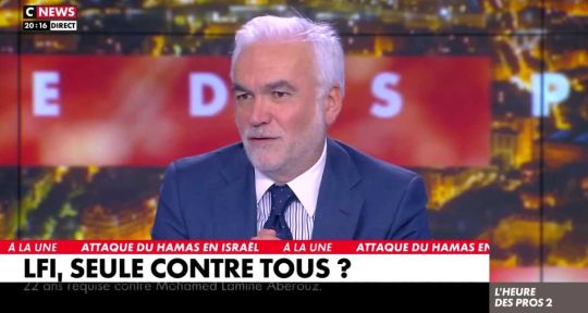 “Je retire cette phrase” Pascal Praud victime d’un dérapage dans L’Heure des pros