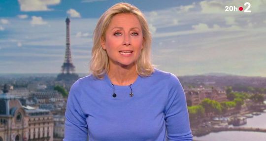 Anne-Sophie Lapix chute en direct sur France 2