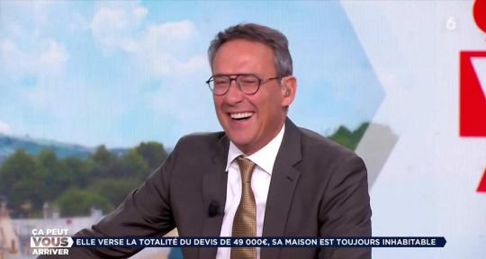 « Ça fait trois fois qu’elle est morte » Julien Courbet en plein fou rire sur M6