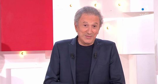 Vivement dimanche : Michel Drucker bouleverse l’émission, coup gagnant pour France 3