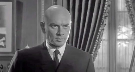 Morituri : une histoire vraie pour le combat à mort entre Yul Brynner et Marlon Brando ?