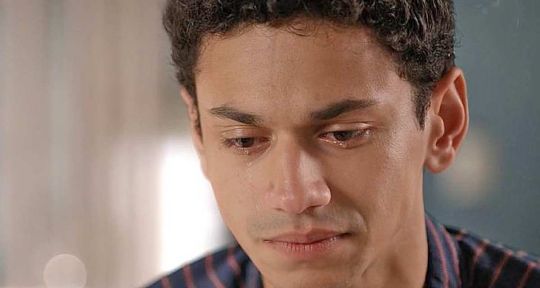 Un si grand soleil (spoiler) : une séparation inévitable entre Tiago et Robin ? 