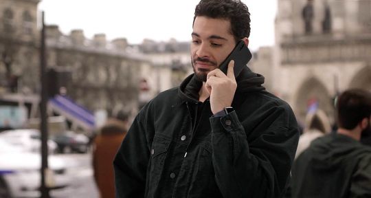 Un si grand soleil (spoiler) : Akim sème le chaos au commissariat, Thaïs quitte la police