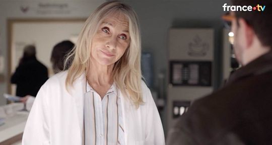 Un si grand soleil (spoiler) : Clémence fait son mea culpa, la hache de guerre enterrée avec David ? Un si grand soleil (spoiler) : Clémence fait son mea culpa, la hache de guerre enterrée avec David ?