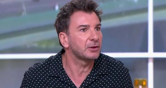 “Mais quel con !” Michaël Youn raconte le jour où il a tendu cet énorme piège dans Télématin “Mais quel con !” Michaël Youn raconte le jour où il a tendu cet énorme piège dans Télématin