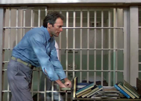 Clint Eastwood s’évade d’Alcatraz avec succès