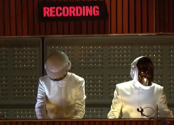 Grammy Awards 2014 : le sacre des Daft Punk à revoir sur D17