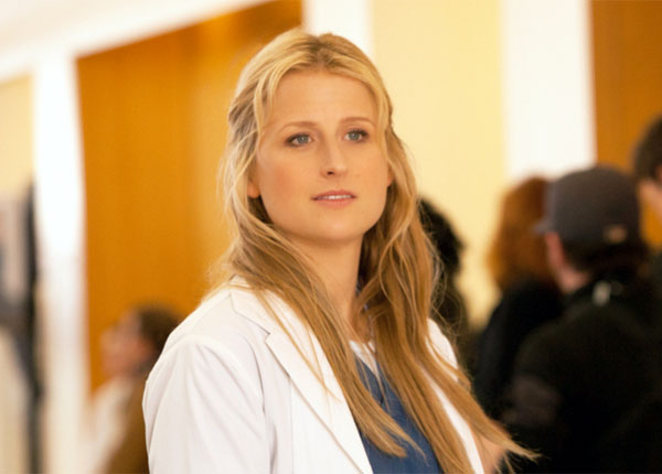 Emily Owens MD : la série médicale avec Mamie Gummer arrive en France