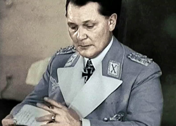 Hitler, Pétain et Collaborations opposent une certaine résistance en prime time Hitler, Pétain et Collaborations opposent une certaine résistance en prime time