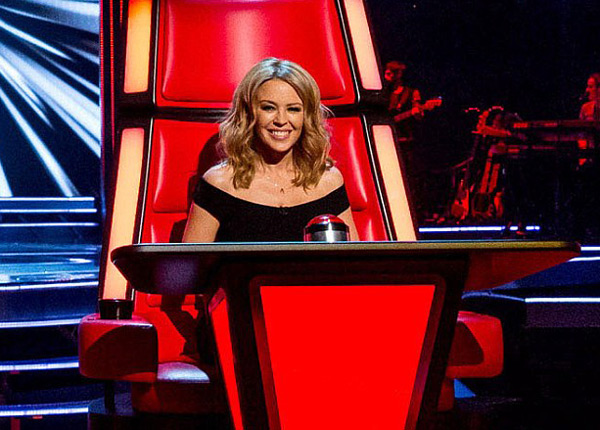 Kylie Minogue (The Voice) : « Coacher les talents avec Mika m’a été très utile » Kylie Minogue (The Voice) : « Coacher les talents avec Mika m’a été très utile »