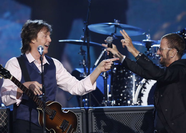 Les Beatles, le grand concert des 50 ans : Paul McCartney et Ringo Starr réunis sur D17