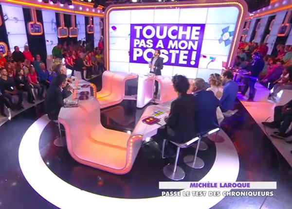Touche pas à mon poste : Michèle Laroque, Cyril Hanouna et 1 million de fidèles Touche pas à mon poste : Michèle Laroque, Cyril Hanouna et 1 million de fidèles