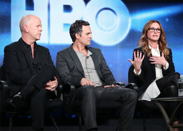The Normal Heart : premier aperçu du téléfilm avec Julia Roberts The Normal Heart : premier aperçu du téléfilm avec Julia Roberts