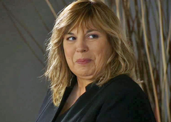 La Smala s’en mêle de Michèle Bernier en manque de fidèles La Smala s’en mêle de Michèle Bernier en manque de fidèles