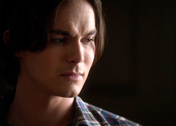 Tyler Blackburn (Ravenswood) pressé de tourner la page Pretty Little Liars ?