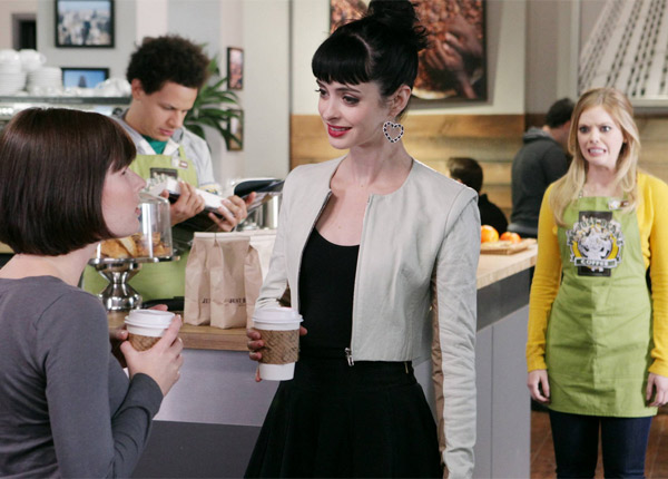 Après Veronica Mars, Krysten Ritter espère un film Don’t Trust the B---- in Apartment 23
