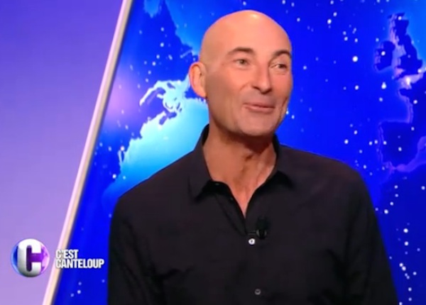 C’est Canteloup : sa parodie de Manuel Valls très appréciée par les femmes C’est Canteloup : sa parodie de Manuel Valls très appréciée par les femmes