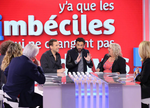 Valérie Damidot vient défendre son talk-show chez Thierry Ardisson Valérie Damidot vient défendre son talk-show chez Thierry Ardisson