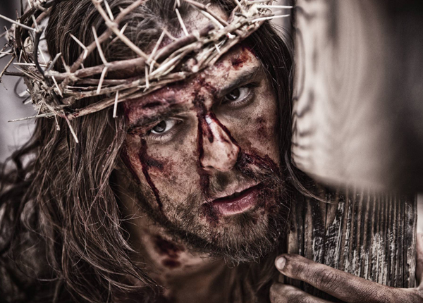 La Bible : la mort de Jésus déchaine les Passions sur W9