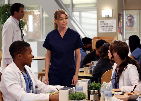 Grey’s anatomy : l’hécatombe continue pour la saison 9, les ménagères au rendez-vous