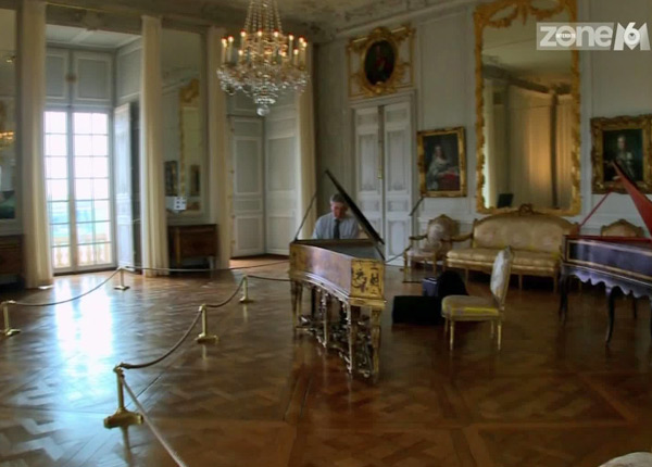 Zone Interdite : 2.7 millions de Français visitent le château de Versailles
