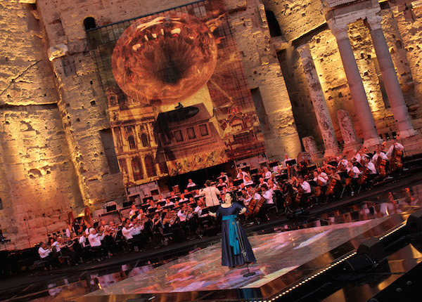 De Secrets d’Histoire au Concert de Paris, l’été culturel de France 2 De Secrets d’Histoire au Concert de Paris, l’été culturel de France 2