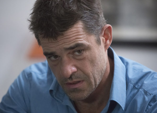 Thierry Neuvic (Ligne de mire) : « Ça m’intéresse de jouer la victime »
