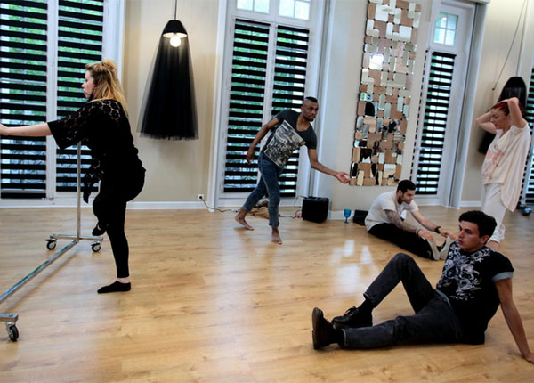 TF1 annule The Dancers, remplacée par 4 mariages pour 1 lune de miel TF1 annule The Dancers, remplacée par 4 mariages pour 1 lune de miel