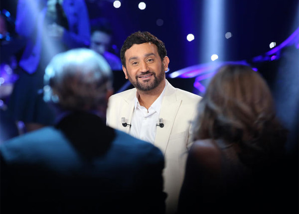 D8 : Cyril Hanouna, Camille Combal et Laurence Ferrari prêts pour le Beach Party Day