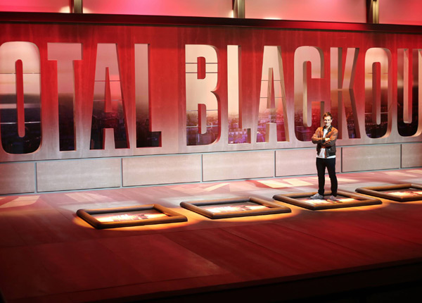 Total Blackout : Alex Goude sur W9 à partir du 20 octobre prochain Total Blackout : Alex Goude sur W9 à partir du 20 octobre prochain