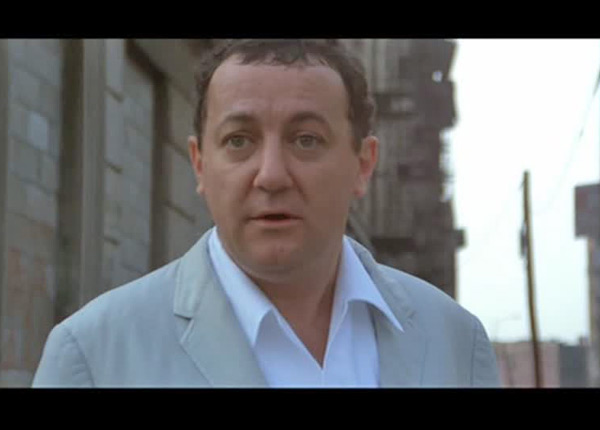 Banzaï : Coluche et Valérie Mairesse en bonne forme sur France 3 Banzaï : Coluche et Valérie Mairesse en bonne forme sur France 3