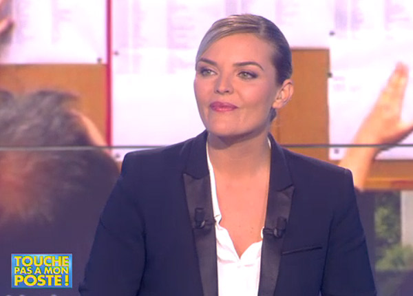 Touche pas à mon poste : Justine Fraïoli mène l’émission devant 800 000 personnes Touche pas à mon poste : Justine Fraïoli mène l’émission devant 800 000 personnes