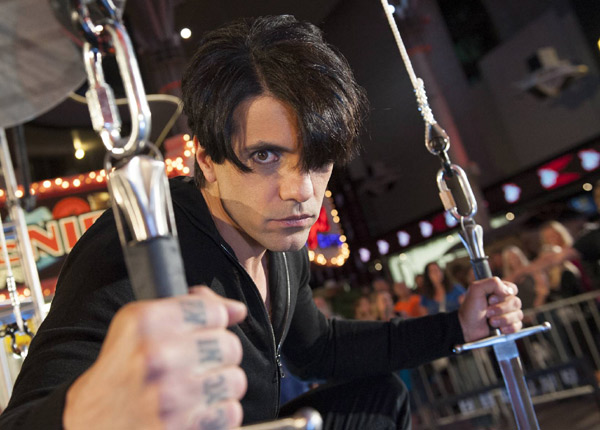 Criss Angel : quand magie rime avec business Criss Angel : quand magie rime avec business