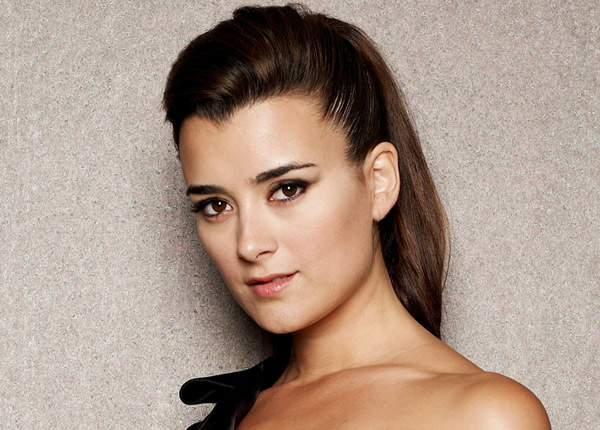 Cote de Pablo (NCIS) héroïne de la mini-série The Dovekeepers Cote de Pablo (NCIS) héroïne de la mini-série The Dovekeepers