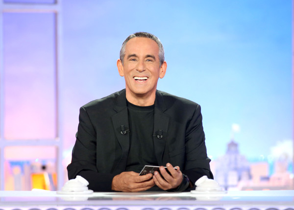 Après avoir invité Nabilla, Thierry Ardisson prépare la suite de Salut les Terriens ! Après avoir invité Nabilla, Thierry Ardisson prépare la suite de Salut les Terriens !