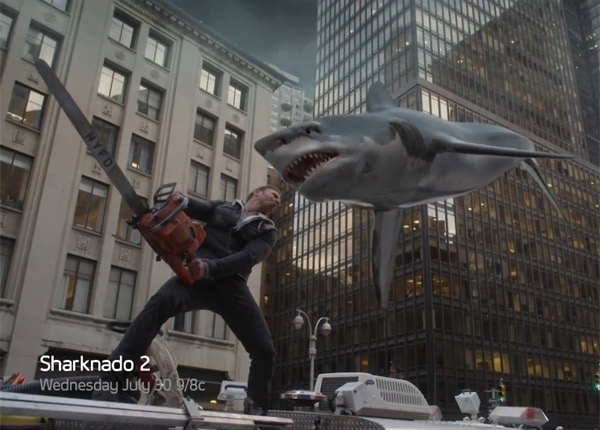 Ian Ziering : « En recevant le script de Sharknado, je me suis dit que ça ne ferait pas un très bon film » Ian Ziering : « En recevant le script de Sharknado, je me suis dit que ça ne ferait pas un très bon film »