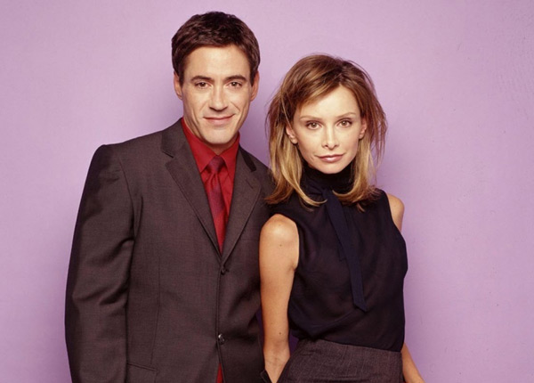 Calista Flockhart renfile son tailleur d’Ally McBeal