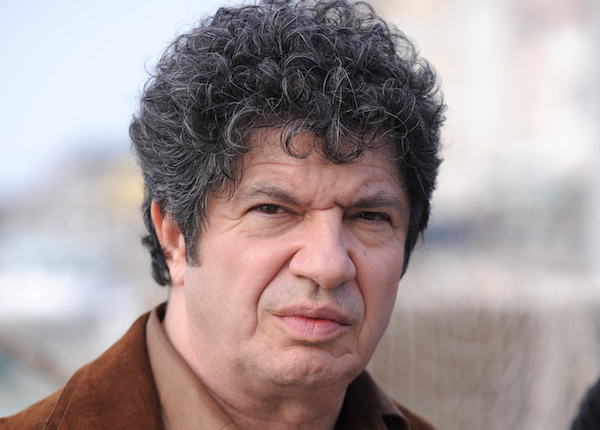 Lionnel Astier : « On m’aborde dans la rue autant pour Hero Corp que pour Kaamelott » Lionnel Astier : « On m’aborde dans la rue autant pour Hero Corp que pour Kaamelott »