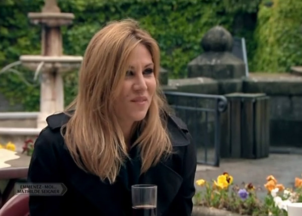 Mathilde Seigner n’affole pas les audiences de France 3 dans Emmenez-moi Mathilde Seigner n’affole pas les audiences de France 3 dans Emmenez-moi