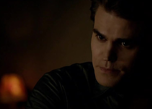 Vampire Diaries : Damon et Elena à la recherche du vrai Stefan