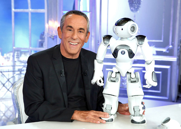 Salut les Terriens : Éric Besson, Vava Dudu et Jean-Mi le robot chroniqueur