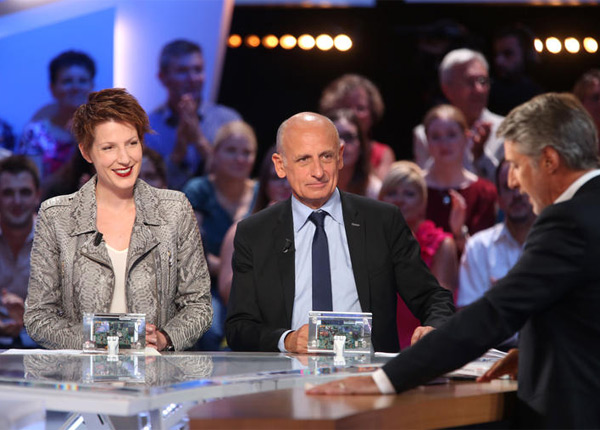 Natacha Polony : « On ne peut pas comparer Le Grand journal et On n’est pas couché » Natacha Polony : « On ne peut pas comparer Le Grand journal et On n’est pas couché »