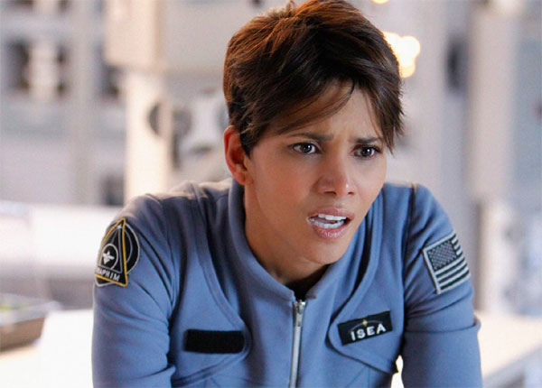 Halle Berry (Extant) : « Molly est un personnage fort mais aussi complexe »